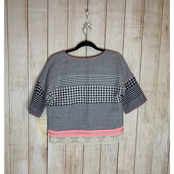 Gypsy05 | Barre Jacquard Box Blouse - Picture 5 of 9